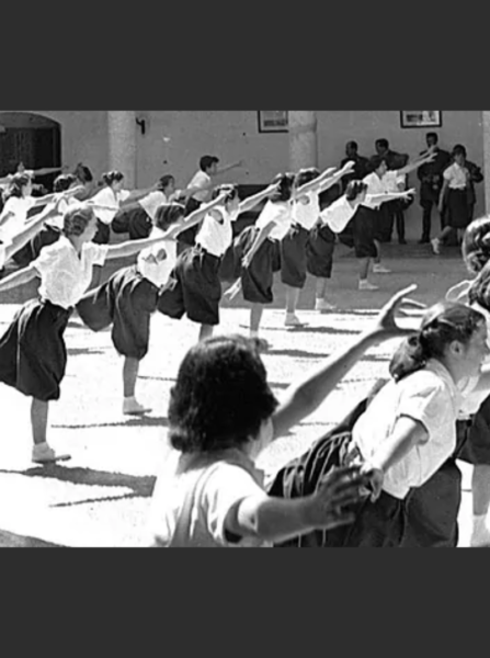 Francisco Francok 1951n inauguratu zuen Emakumeen Sailaren hezitzaileen eskola. EFE